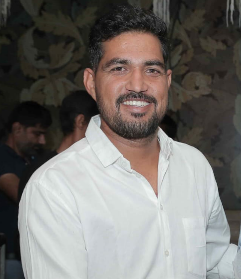 MAHENDER YADAV