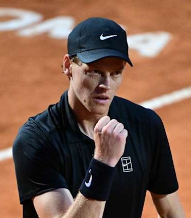 Jannik Sinner Tenniskhelo